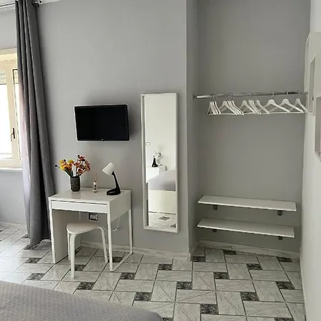 Apartment We' *